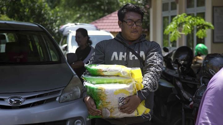 8 Ton Beras Disalurkan dalam Gerakan Pangan Murah di Kabupaten Semarang