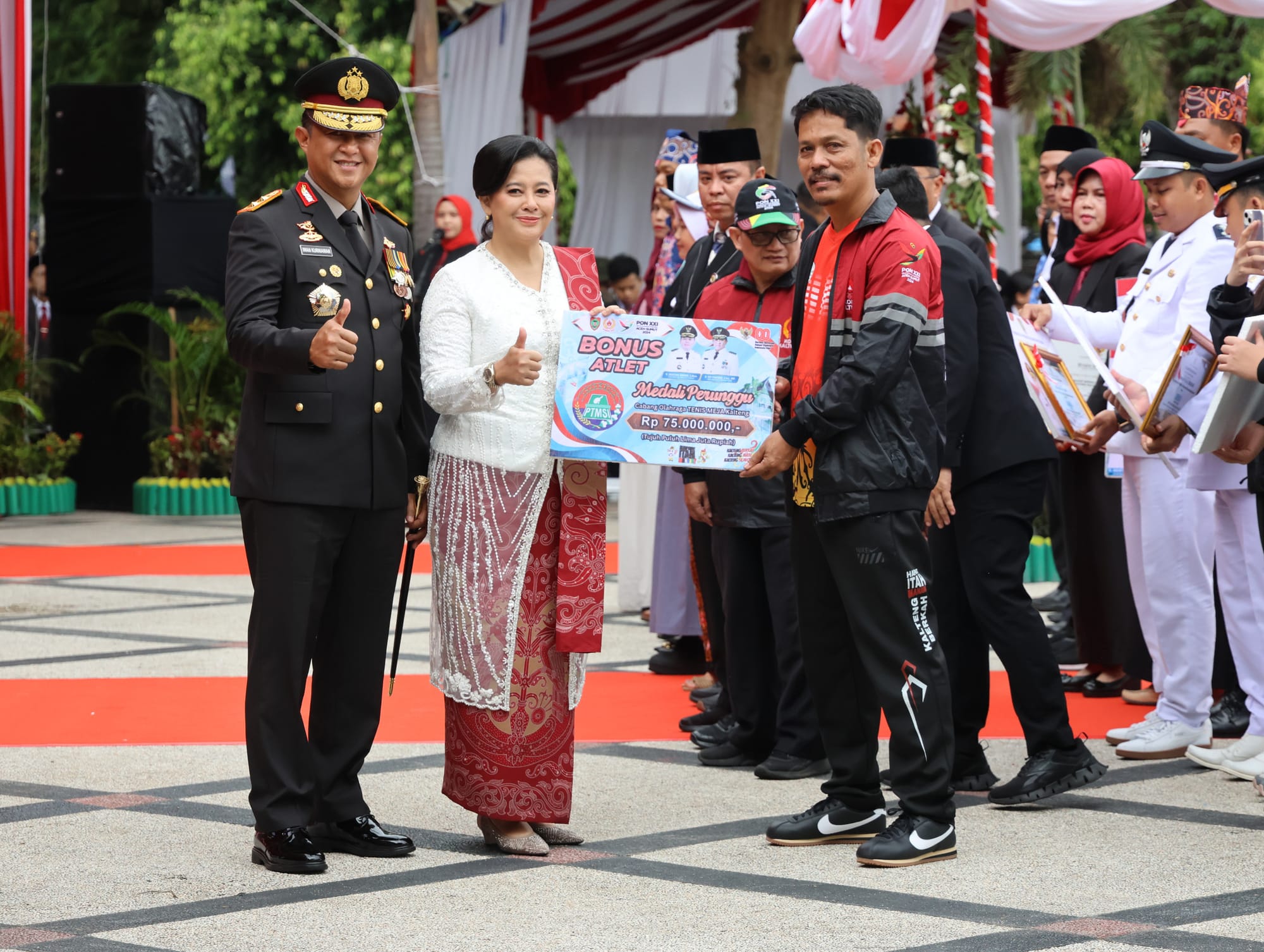 Kapolda Kalteng Hadiri Upacara HUT RI Ke-80, Tegaskan Komitmen Perkuat Jiwa Nasionalisme