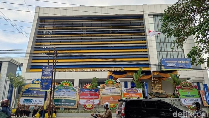 Siswi SMKN 3 Banyumas Jatuh dari Lantai 4 UT Purwokerto, Sekolah Langsung Bereaksi