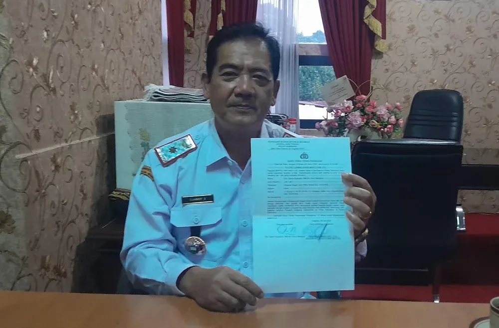 Viral Dugaan Permintaan Hadiah Pensiun, Sekda Semarang Polisikan Akun “Dinas Kegelapan”