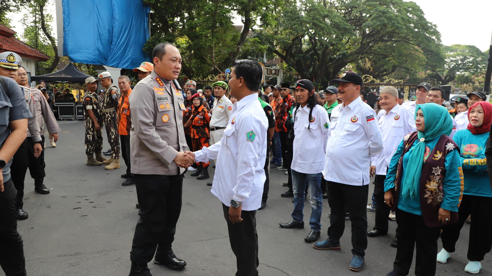 Kota Malang Gelar Apel Deklarasi, Masyarakat Tegaskan Jogo Kondusivitas