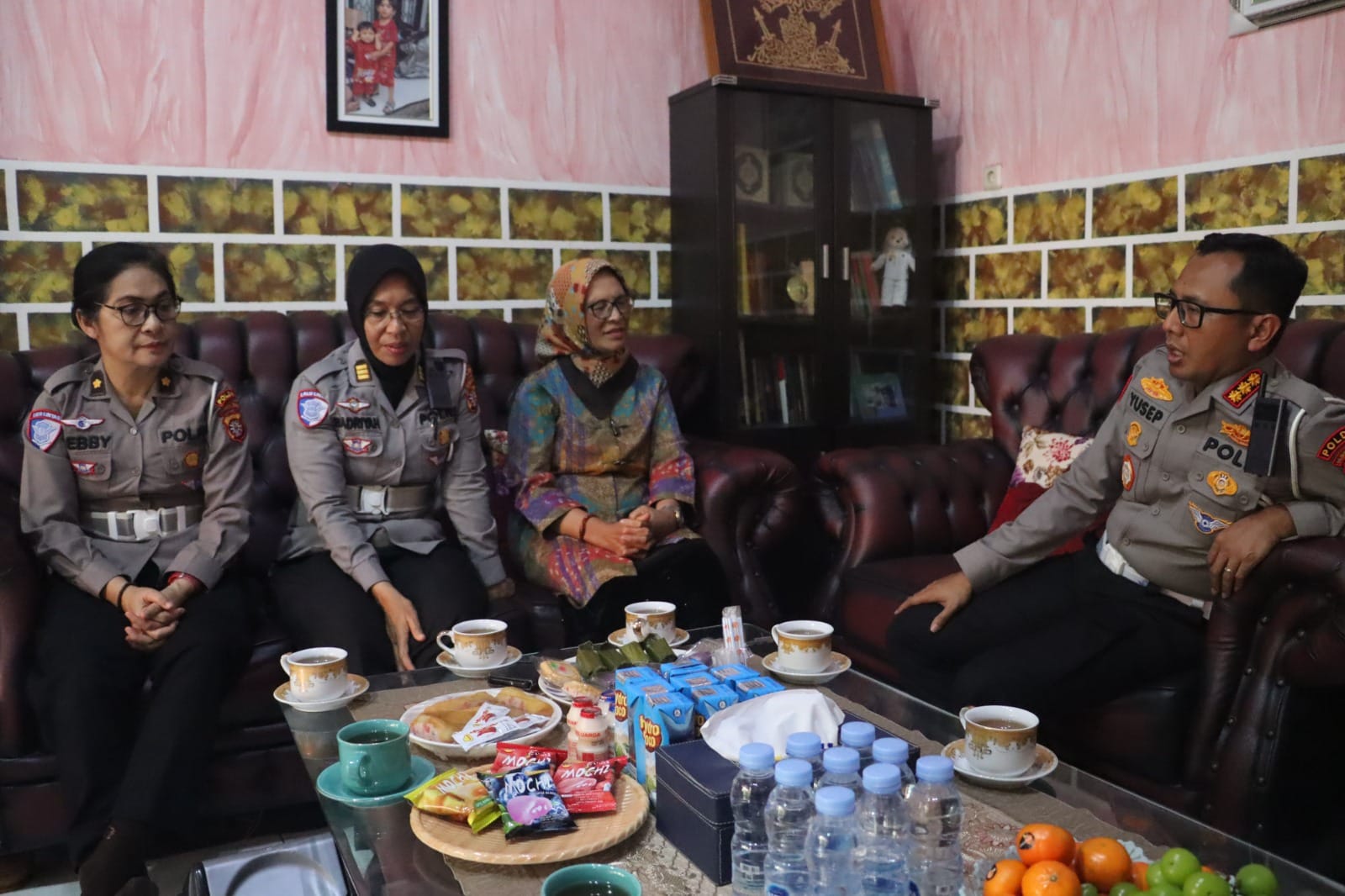 Ditlantas Polda Kalteng Gelar Anjangsana ke Purnawirawan dan Warakawuri Jelang HUT Lantas ke-70