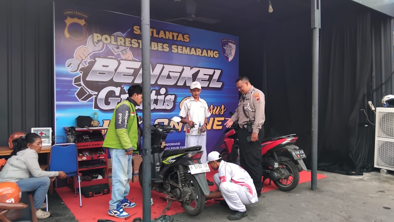 Polisi Sediakan Servis Gratis untuk Driver Ojol di Pos Lantas Simpang Lima hingga 20 September 2025