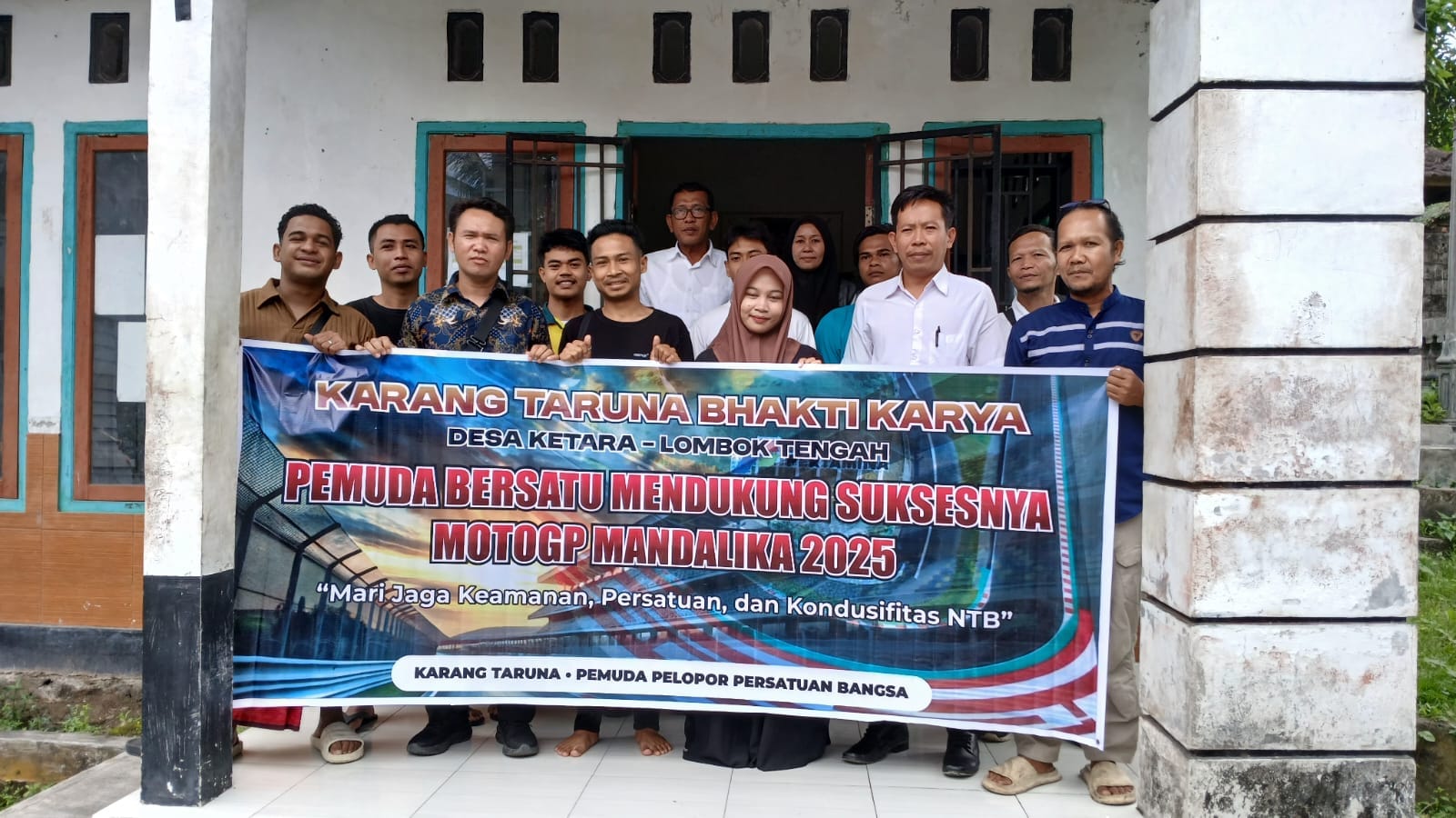 Karang Taruna Bhakti Karya Desa Ketara di Bawah Kepemimpinan Lalu Muh Zamroni Idris Teguhkan Dukungan untuk MotoGP Mandalika 2025