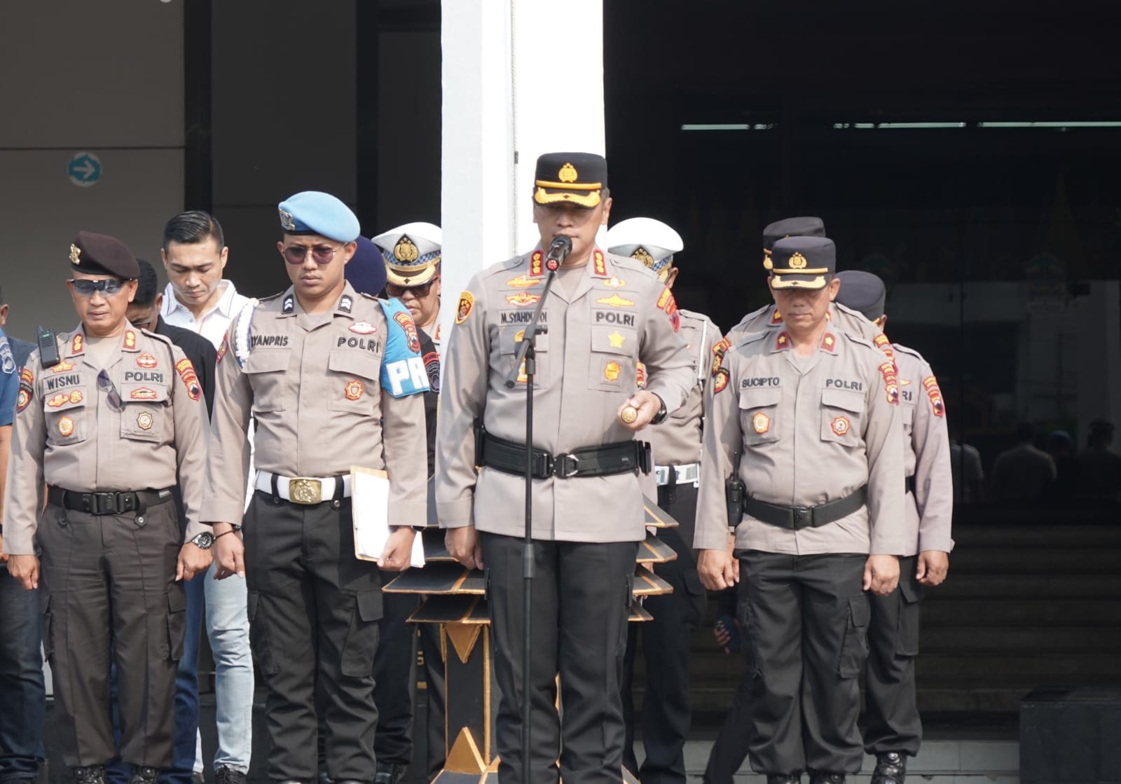 Aksi Damai Hari Tani Nasional di Gubernuran Dikawal Humanis oleh Polda Jateng dan Polrestabes