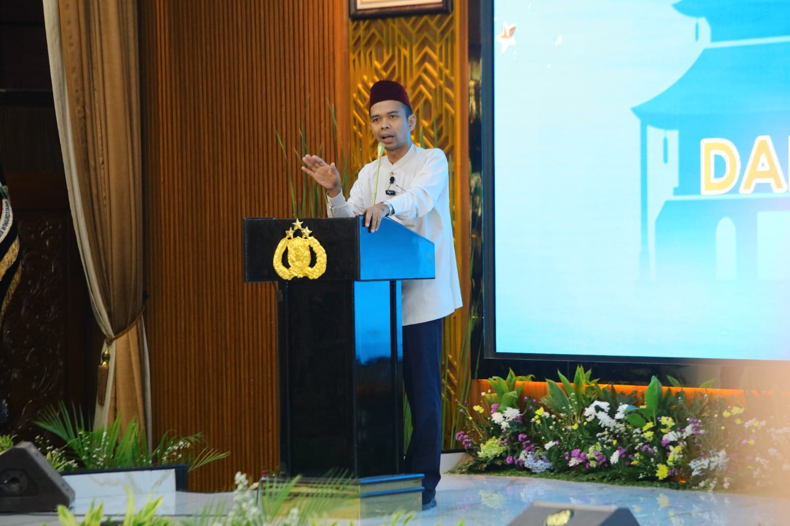 UAS Tekankan Toleransi dan Amanah sebagai Pondasi Sinergi Polri-Masyarakat