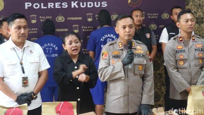 Pengejaran Pelaku Pembunuhan Kakak Adik di Kudus Libatkan 3 Polda