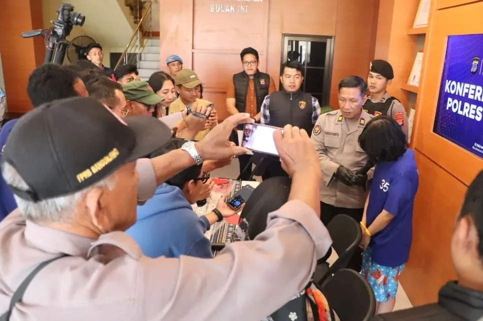 Polisi Ungkap Perempuan Sragen yang Nyamar Jadi Dokter dan Tipu Pasien di Bantul
