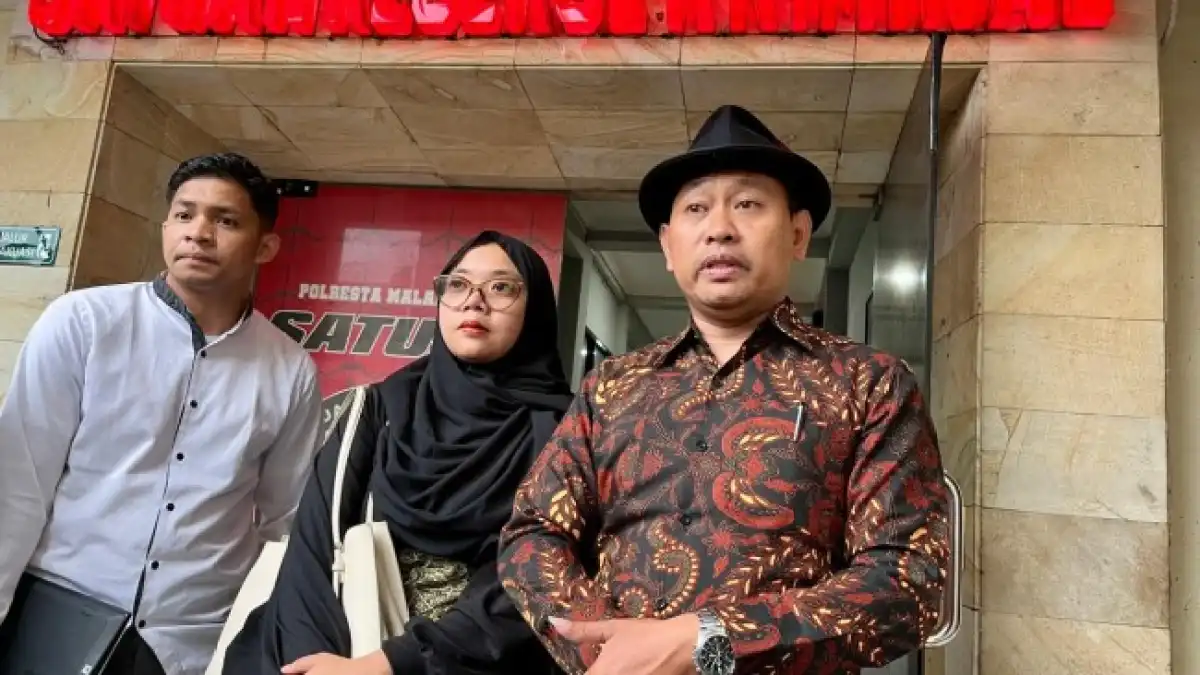 Sahara Bawa Dua Bukti Video Dugaan Pelecehan ke Polresta Malang
