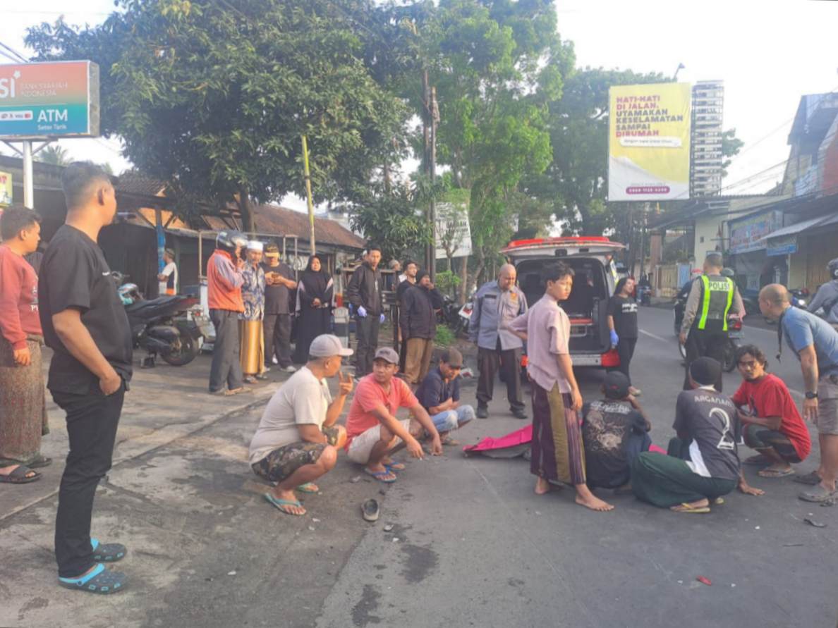Kecelakaan di Mayjend Sungkono Malang, Seorang Lansia Meninggal di TKP