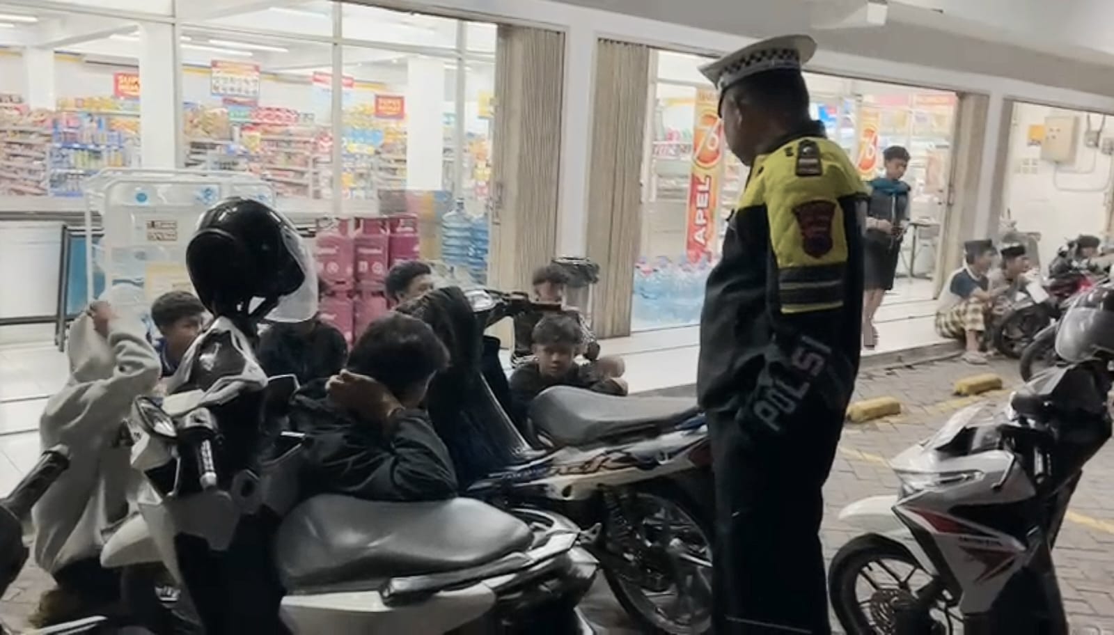 Polres Salatiga Gerebek Aksi Balap Liar, Puluhan Remaja Langsung Diberi Pembinaan di Tempat