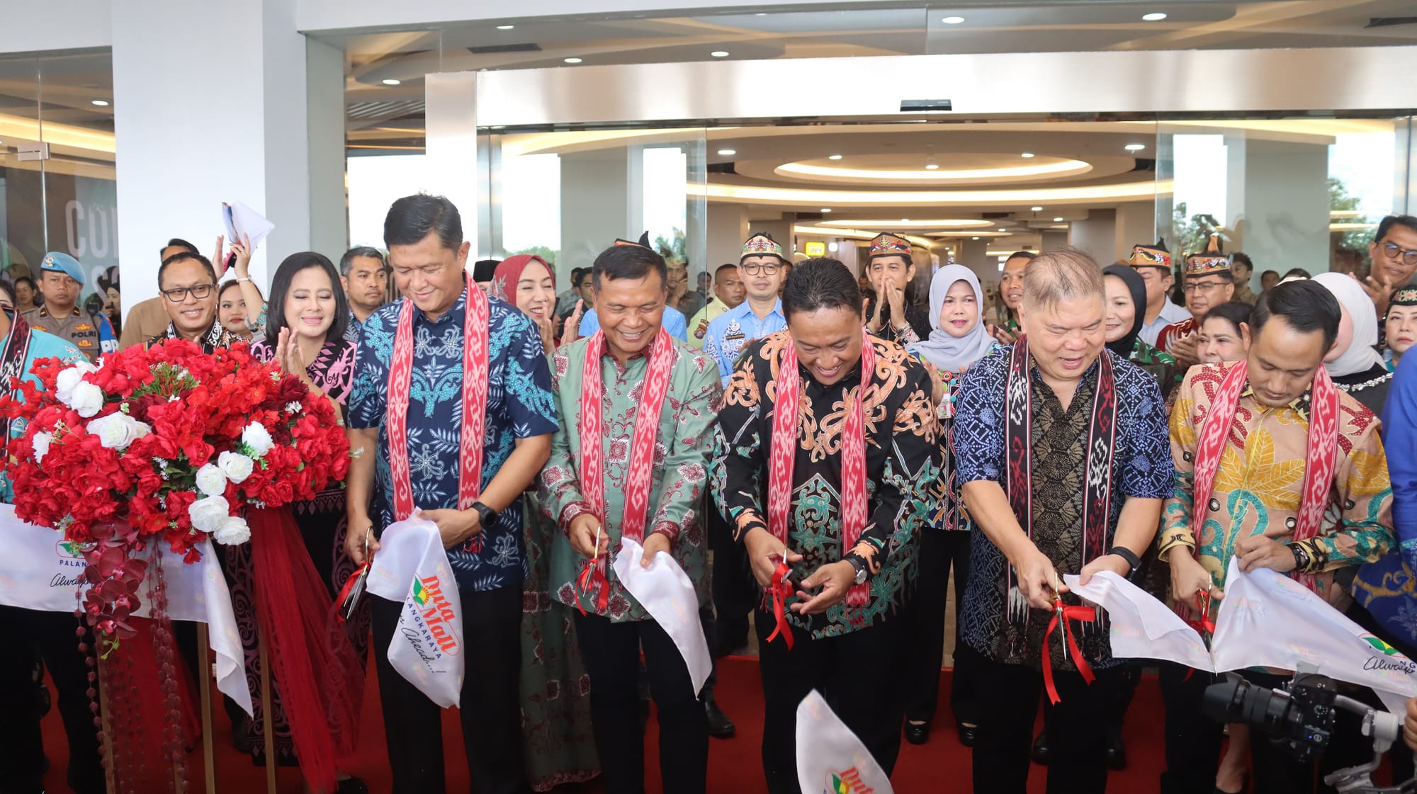 Kapolda Kalteng Hadiri Peresmian Duta Mall Palangka Raya sebagai Wujud Dukungan Kemajuan Daerah