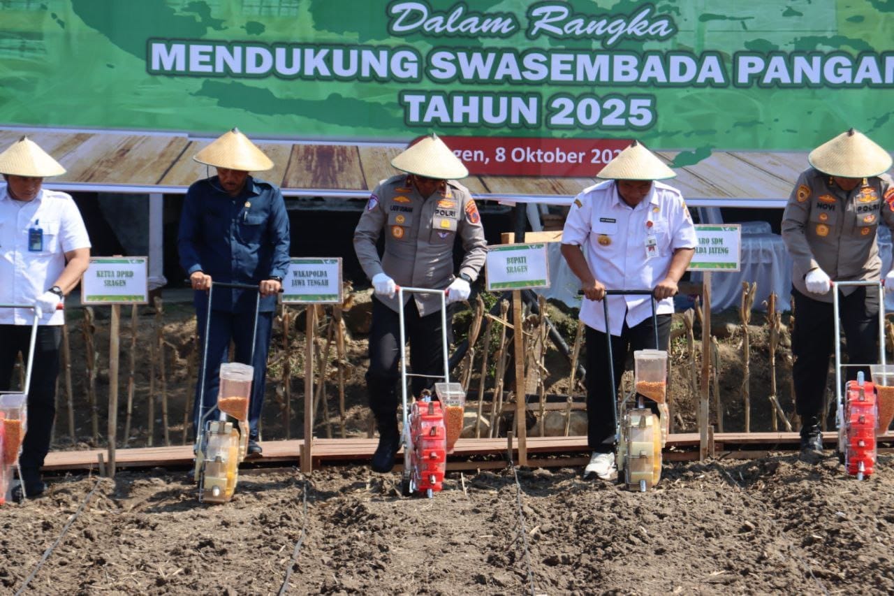 Wakapolda Jateng Tanam Serentak di Sragen, Lepas 3 Ton Jagung untuk Bulog