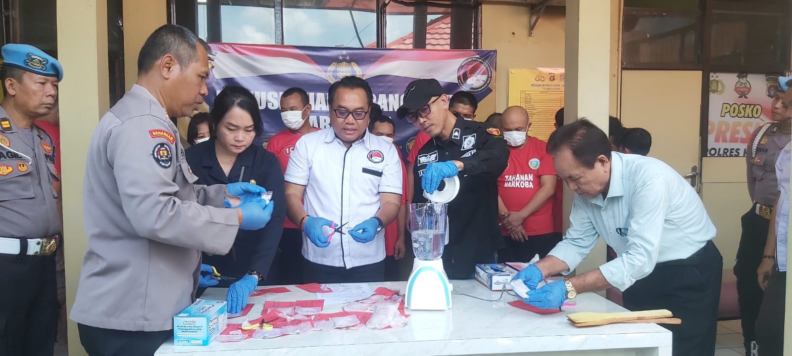 20 Tersangka Diamankan, Polres Kotim Musnahkan 159,69 Gram Sabu