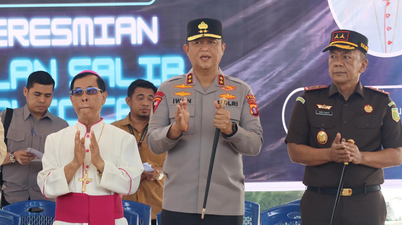 Kapolda Kalteng Ajak Warga Jaga Toleransi Saat Hadiri Peresmian Jalan Salib di Palangka Raya