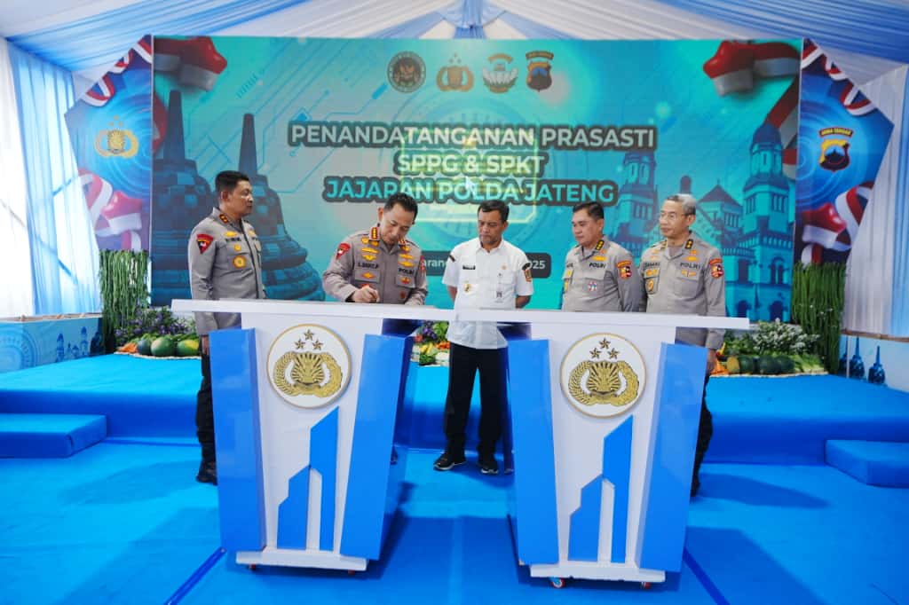 Wujudkan Polri Presisi, Kapolri Resmikan 35 SPKT Polres di Jajaran Polda Jawa Tengah