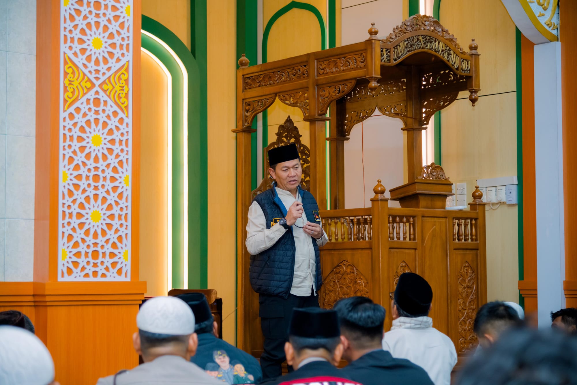 Wakapolda Sumbar Ajak Personel Polri Perkuat Iman dan Disiplin Lewat Gerakan Subuh Berjamaah