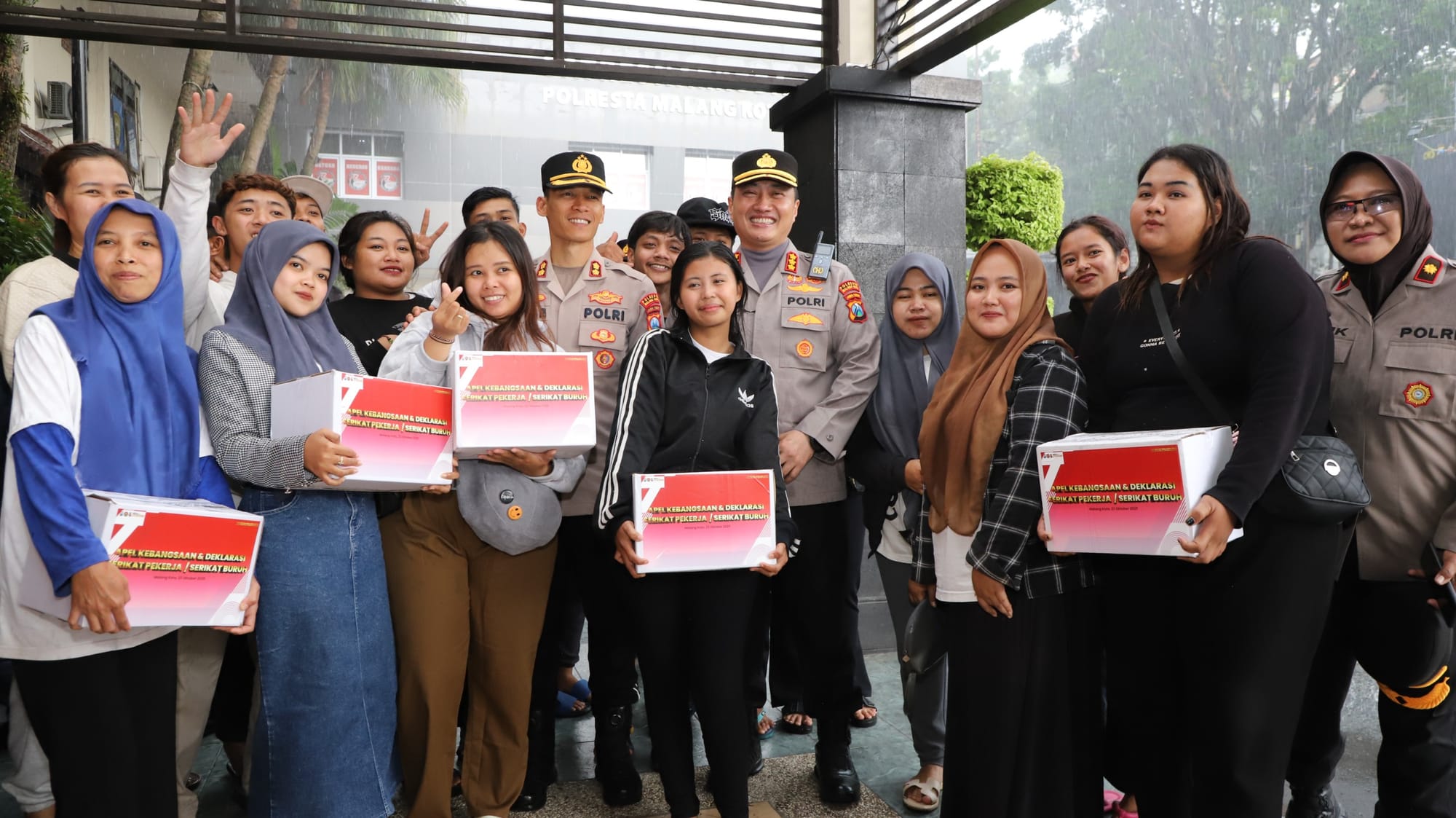 Solidaritas Polisi dan Buruh Terjalin dalam Apel Kebangsaan Polresta Malang Kota