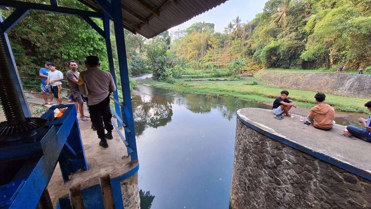 Bocah Tenggelam di Sungai Kaliwaru Saat Asyik Berenang