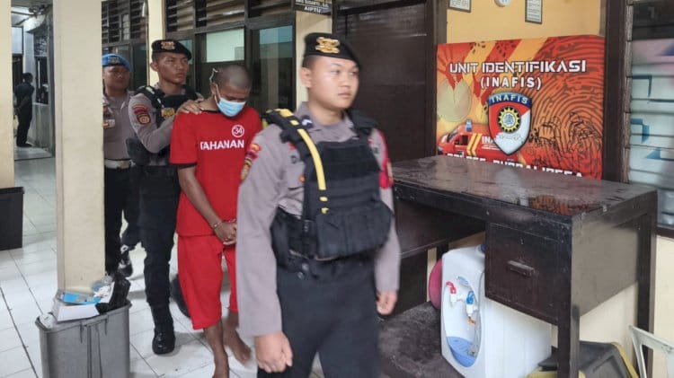 Polres Purbalingga Tangkap Penjual Obat Terlarang di Gubuk Tengah Lahan Kosong