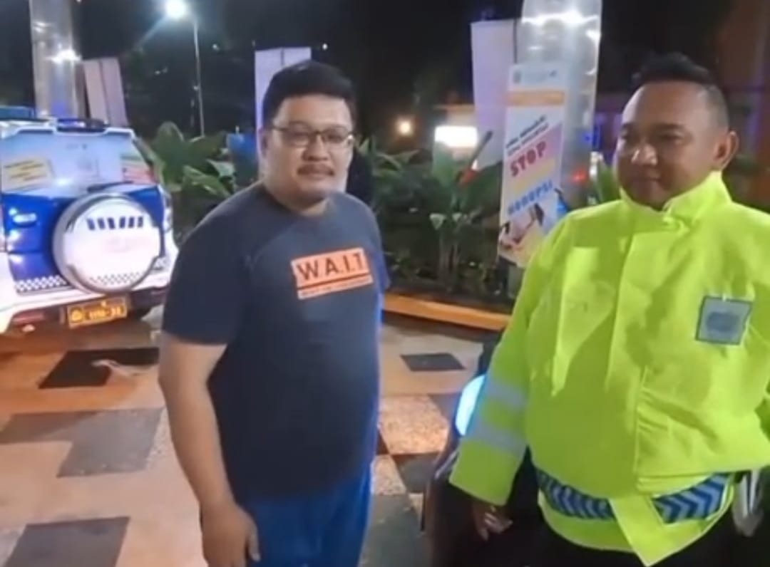 Respons Kilat! Polisi Malang Kota Antar Pasien Darurat Menembus Kemacetan Letjen Sutoyo
