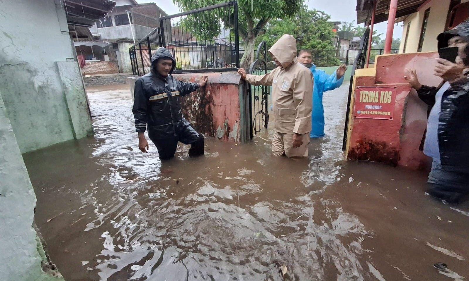 Hujan Deras Picu Longsor dan Banjir di 14 Kecamatan Banyumas