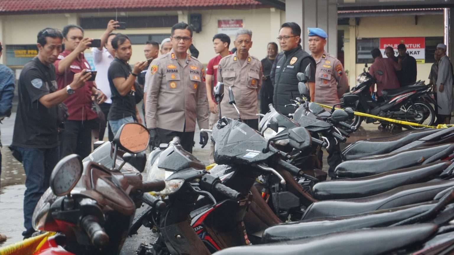 Belasan Motor Hasil Curanmor Diserahkan Kembali oleh Polres Purbalingga