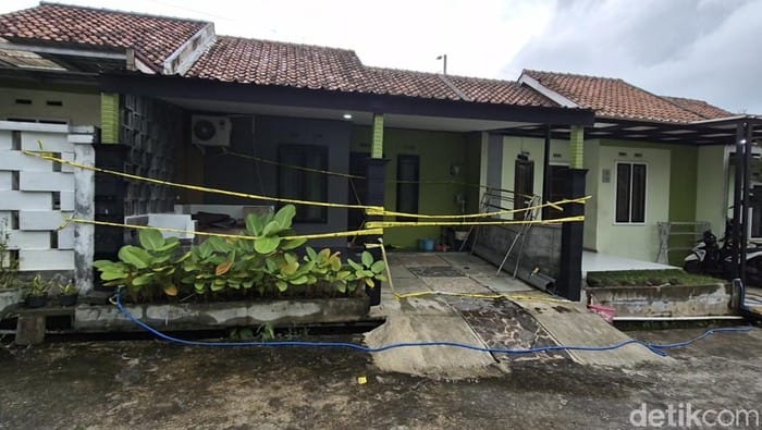 Kasus Pria Tewas Tergantung dan Tertancap Pisau di Kendal, Tetangga Diperiksa Polisi