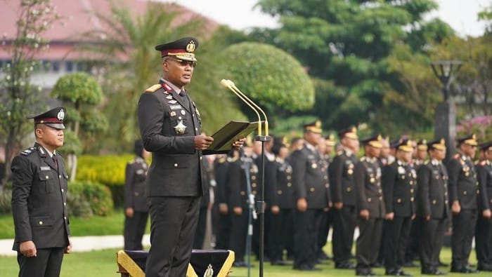 Upacara Hari Pahlawan di Polda Jateng, Wakapolda Serukan Menjaga Api Perjuangan