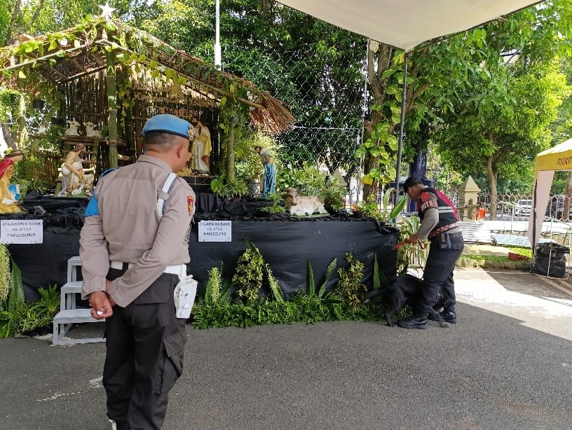 Pastikan Kondusivitas Natal 2025, Polresta Malang Kota Gelar Sterilisasi Gereja