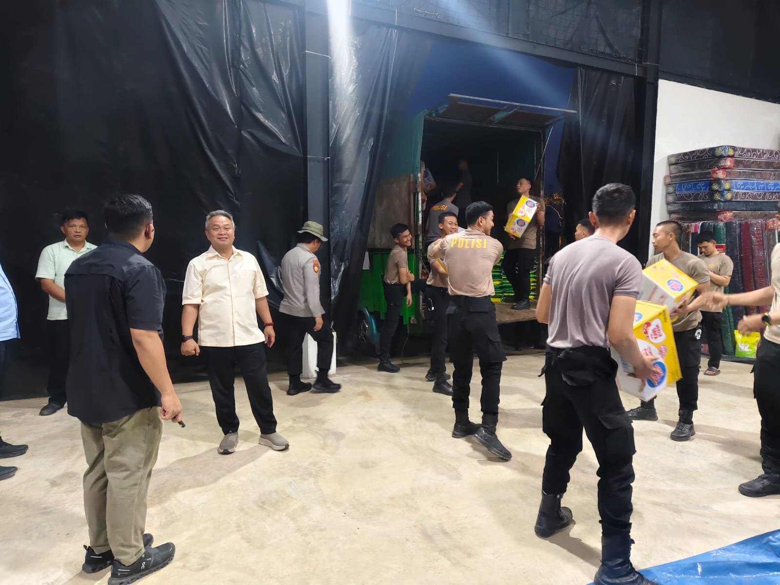 Lima Truk Bantuan Kemanusiaan Diberangkatkan Polda Sumut untuk Korban Bencana Tapteng–Sibolga