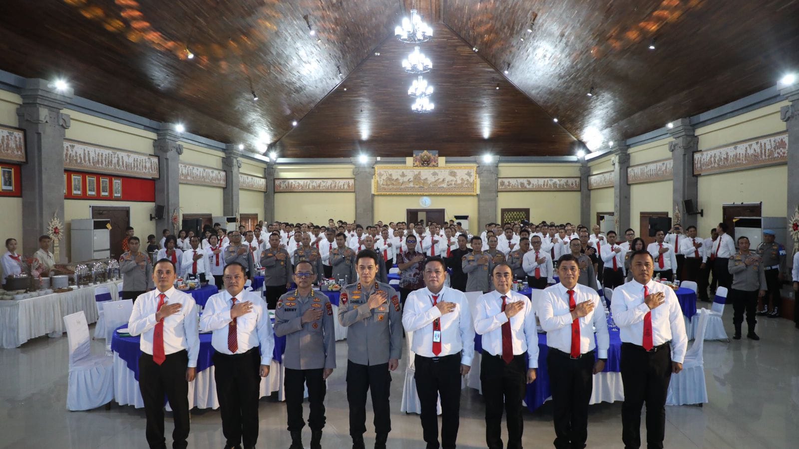 Momentum Kebersamaan, Kapolda Bali Rayakan HUT Reserse ke-78 Bersama Jajaran