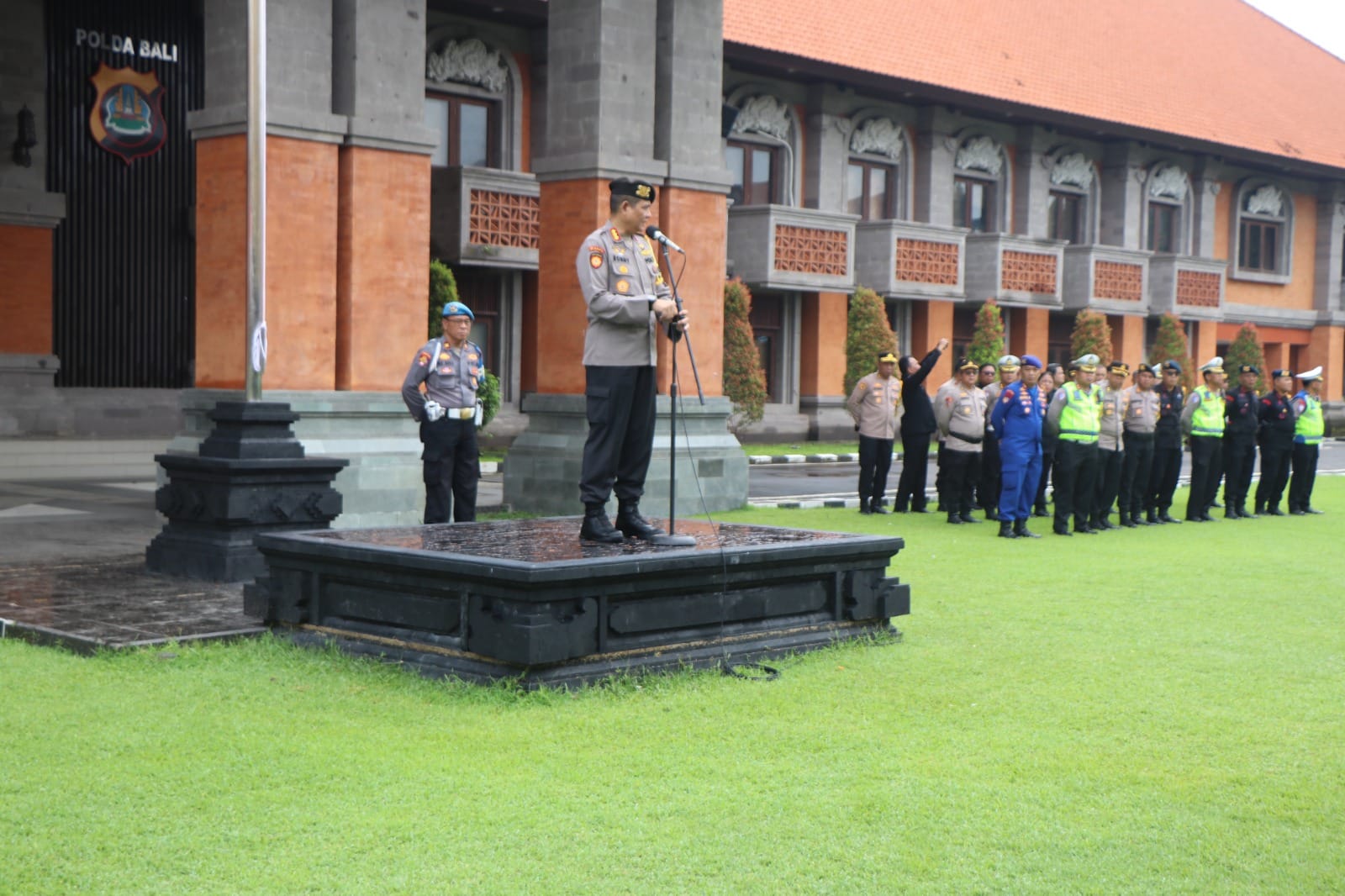 Hari Ke-2 Operasi Lilin Agung 2025, Dirsamapta Polda Bali Tekankan Pengawasan Personel dan Kesiapsiagaan Keamanan