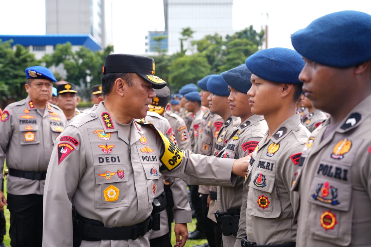 Antisipasi Dampak Berkepanjangan Bencana, Wakapolri Kerahkan Ribuan Personel Polri ke Aceh hingga Sumbar