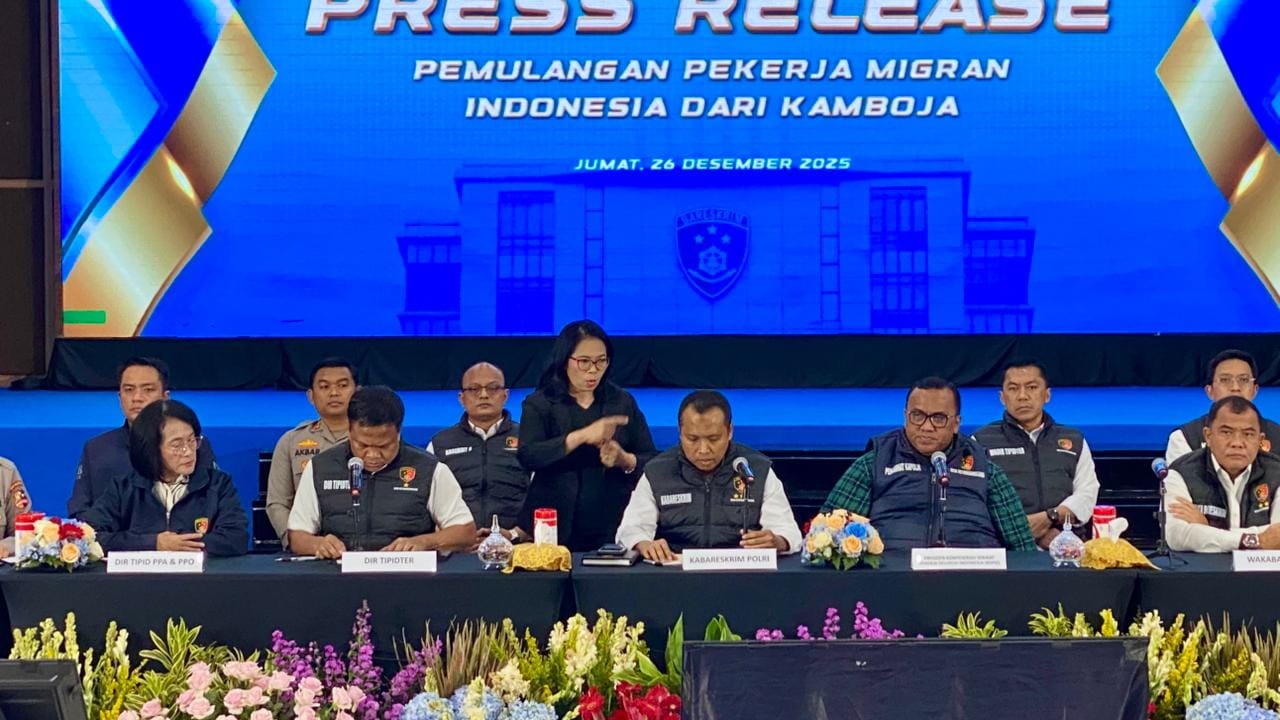 Korban TPPO Dipulangkan, Bareskrim Polri Bawa Pulang 9 Pekerja Migran dari Kamboja