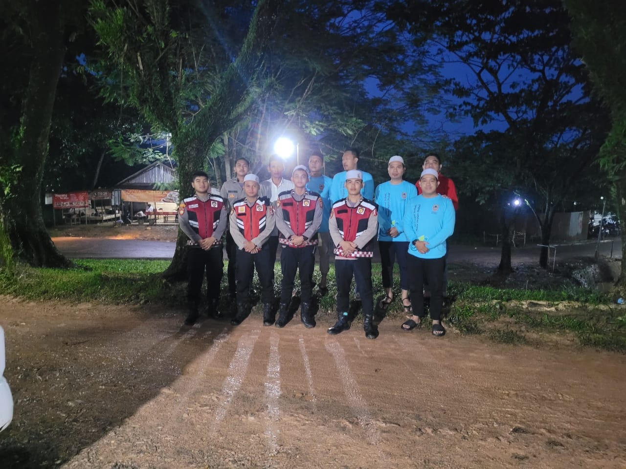 Personel BKO Polda Kalteng Beri Pengamanan hingga Layanan Starlink Gratis bagi Jemaah Haul ke-21 Guru Sekumpul