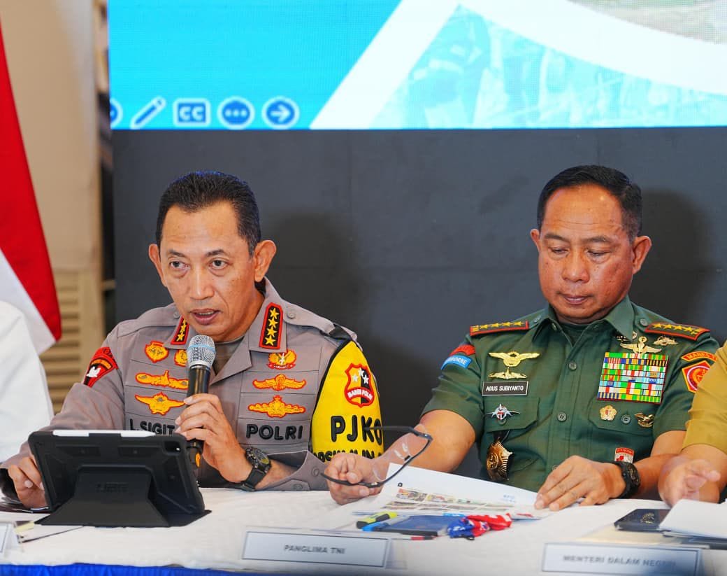 Kapolri Kerahkan 10.759 Personel untuk Tangani Bencana di Sumatera