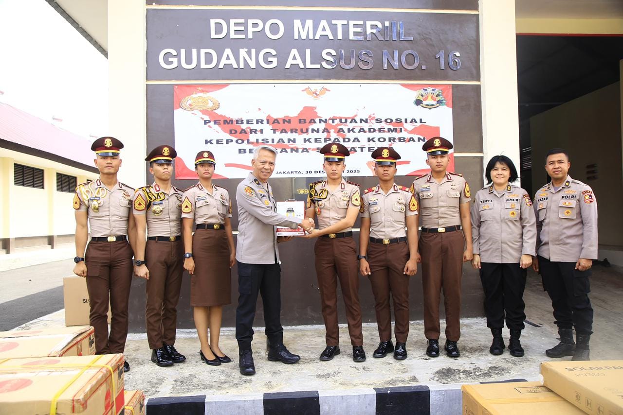 Peduli Bencana, Taruna Akpol Angkatan ke-59 Salurkan Bantuan ke Slog Polri
