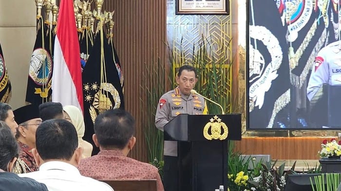 Dapat Apresiasi Survei Nasional dan Global, Kapolri Tegaskan Polri Terus Berbenah