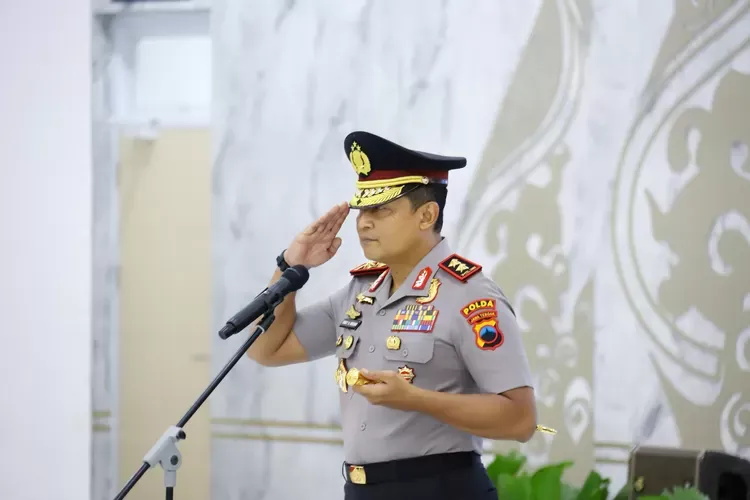 Kapolda Jateng Pimpin Sertijab 6 PJU dan 13 Kapolres