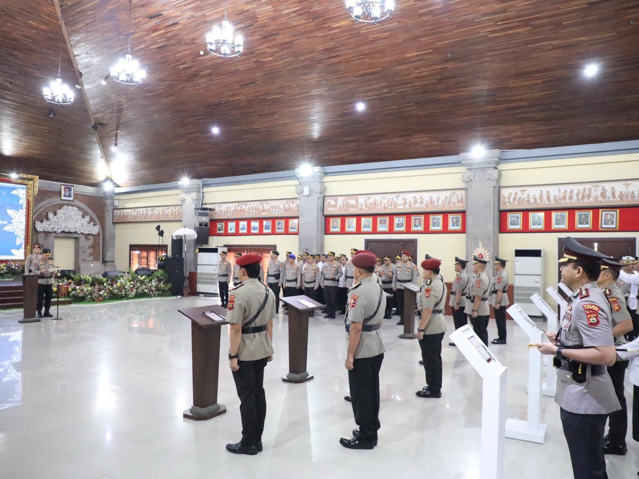 Polda Bali Gelar Sertijab Sejumlah Pejabat Utama dan Kapolres, Kapolda Tekankan Profesionalisme dan Loyalitas