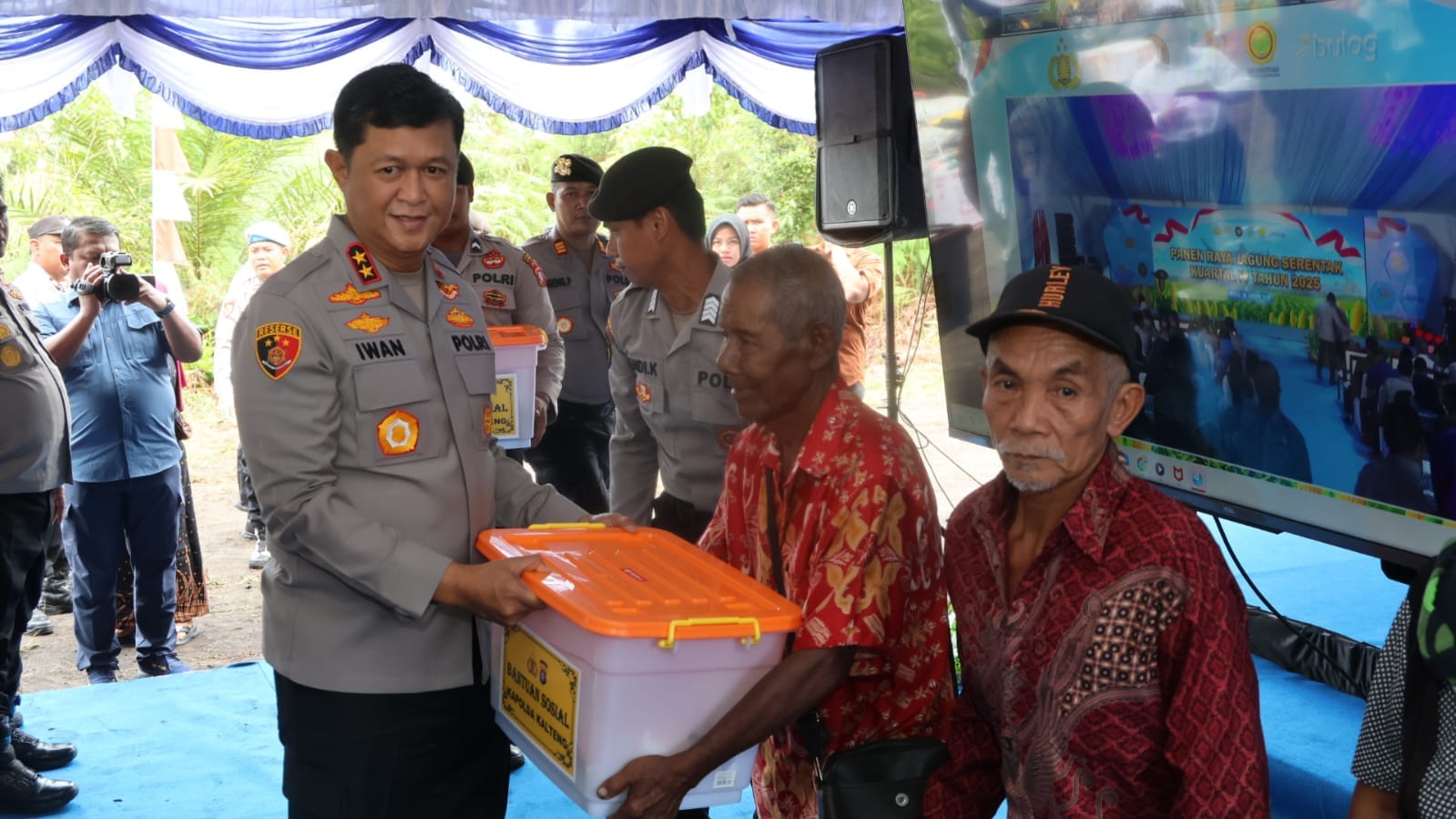 Panen Raya Kuartal IV, Polda Kalteng Salurkan 3,5 Ton Jagung ke Bulog untuk Perkuat Cadangan Pangan Nasional