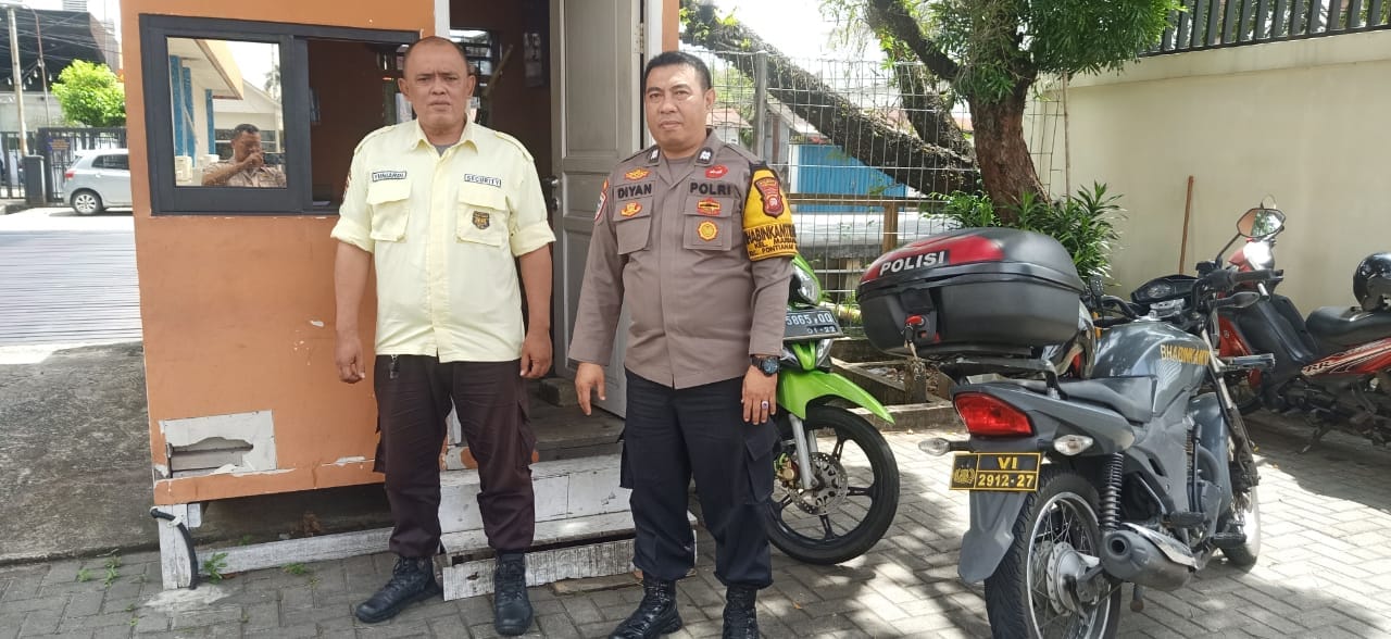 Pererat Kemitraan, Bhabinkamtibmas Polsek Pontianak Kota Kunjungi Satpam Wilayah Kota