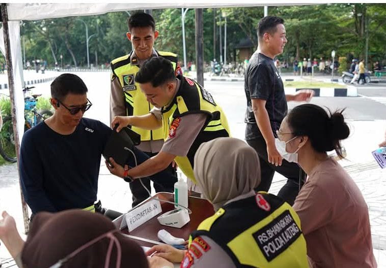 Rumkit Bhayangkara Hadir di CFD Berikan Layanan Pemeriksaan Kesehatan Gratis untuk Warga