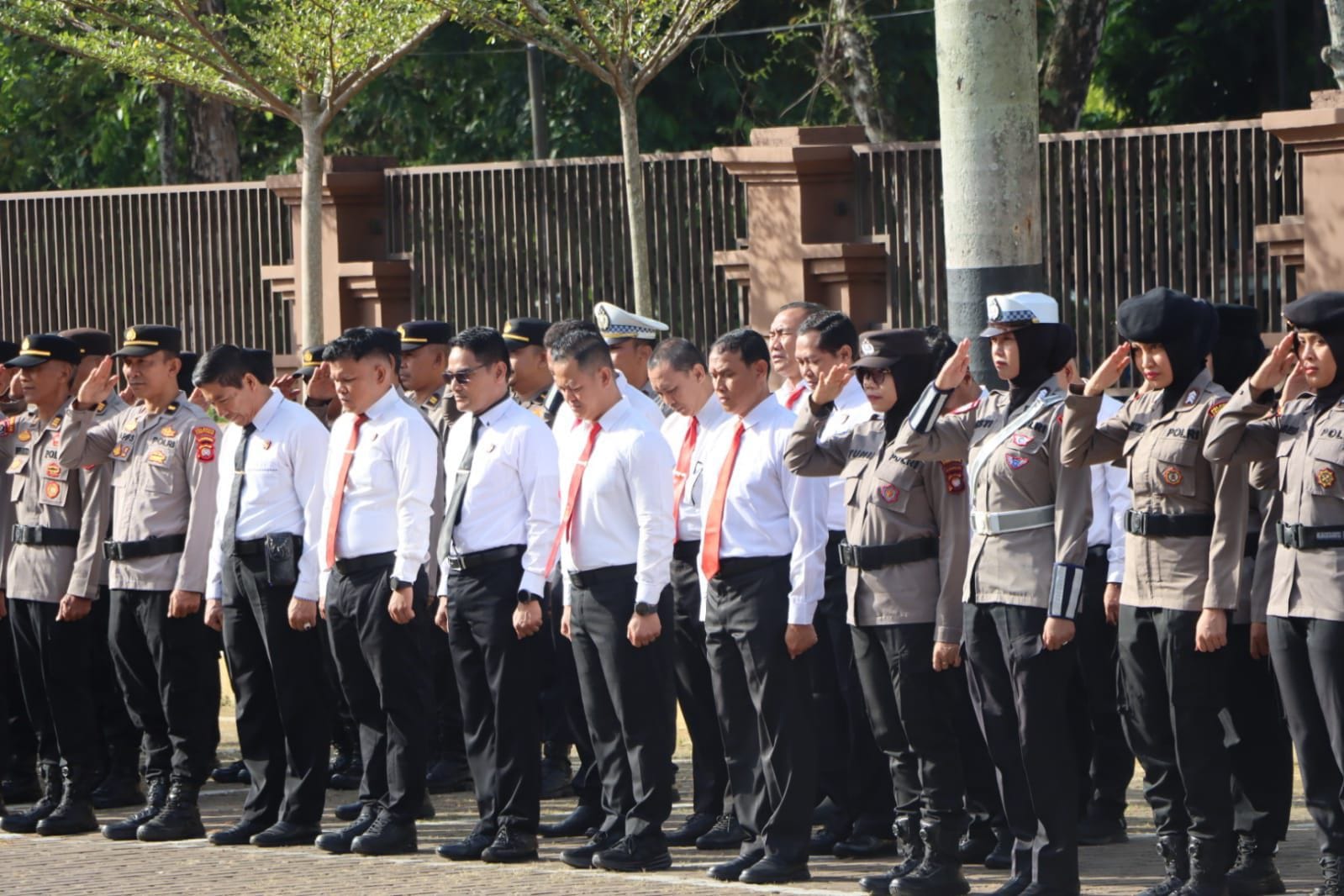 Awali 2026 dengan Refleksi Tugas, Polresta Pontianak Gelar Upacara HKN