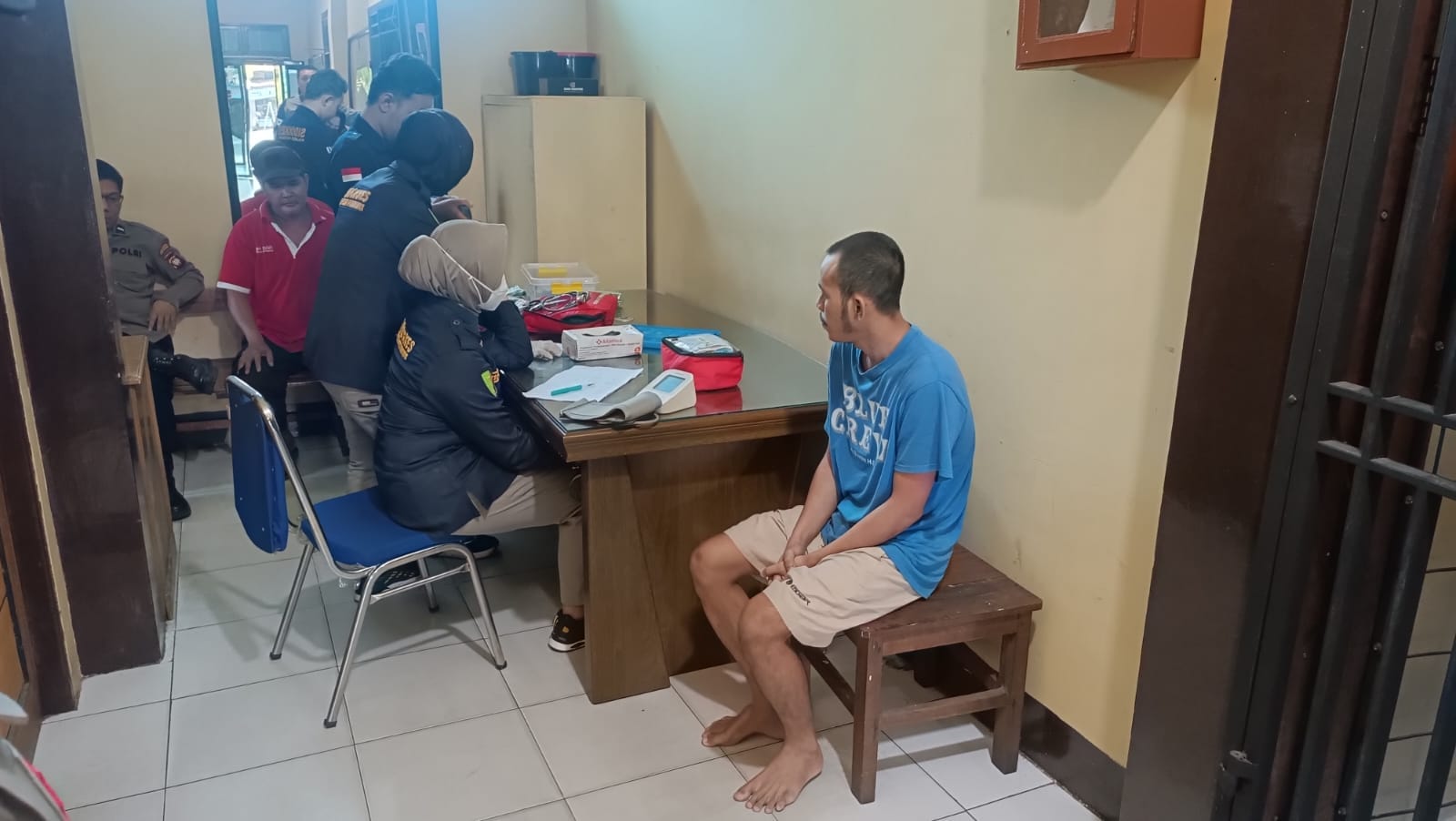Pemeriksaan Kesehatan Rutin, Sie Dokkes Polresta Pontianak Datangi Polsek Pontianak Barat