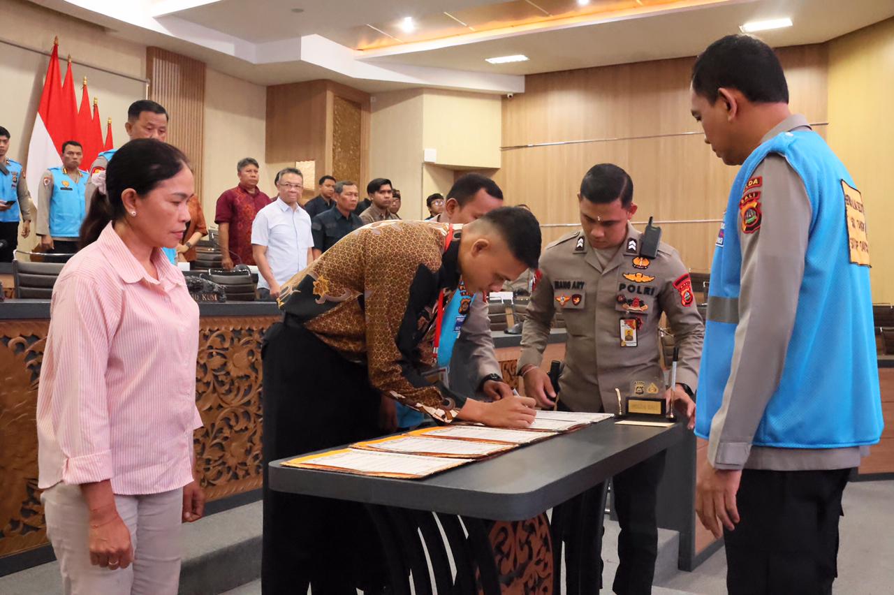 Wakapolda Bali Pimpin Pengambilan Sumpah dan Penandatanganan Pakta Integritas Penerimaan SIPSS T.A. 2026