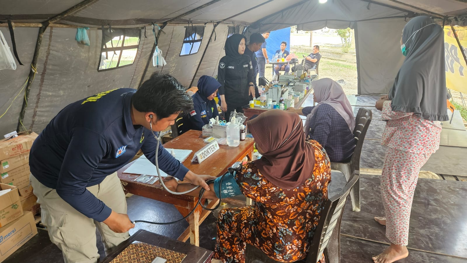 Ops Aman Nusa II di Aceh: Polri Turun Langsung Layani Kesehatan Warga Terdampak Bencana