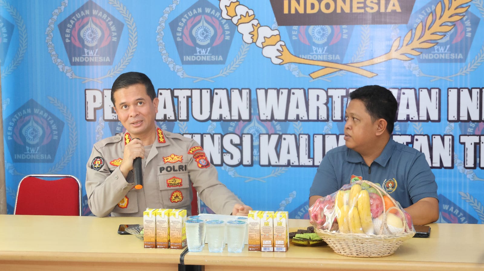 Perkuat Kemitraan, Kabidhumas Polda Kalteng Silaturahmi ke PWI dan Media