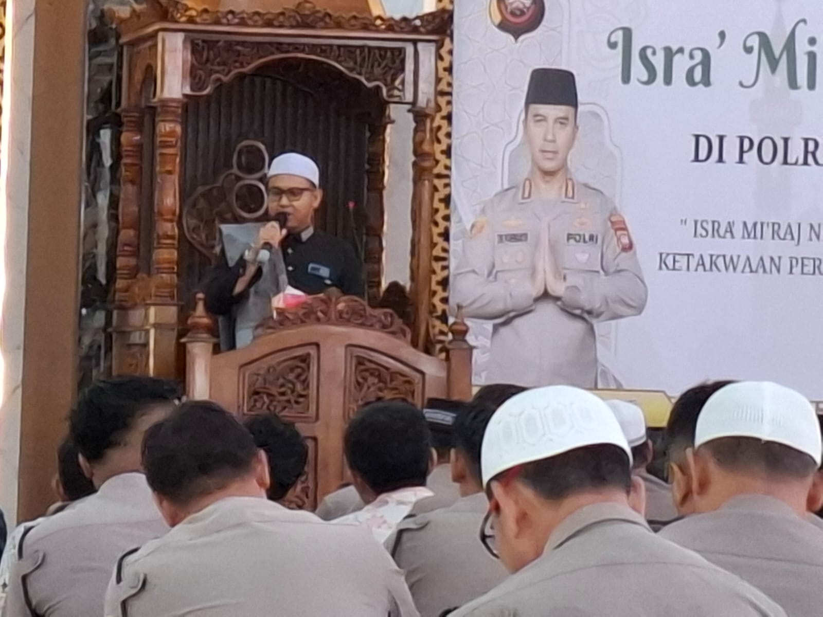 Kapolresta Pontianak: Nilai Isra’ Mi’raj Harus Hadir dalam Sikap Humanis Anggota Polri